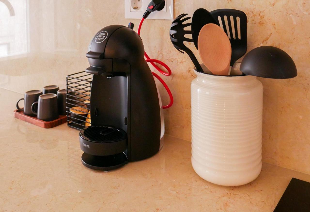 Sunny And Stylish Apartment - 11 Min To The Center Lisboa Eksteriør bilde